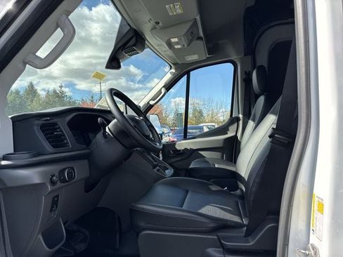 New 2026 Ford Transit 250 148 Medium Roof w/ Load Area Protection Package RWD image 11