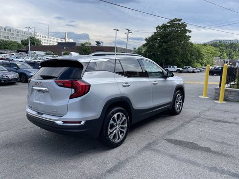 Used 2019 GMC Terrain SLT AWD/4WD image 8