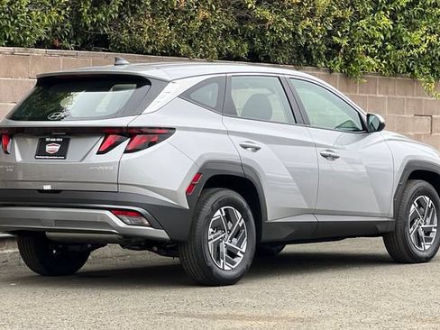 New 2026 Hyundai Tucson Blue SE AWD/4WD image 6