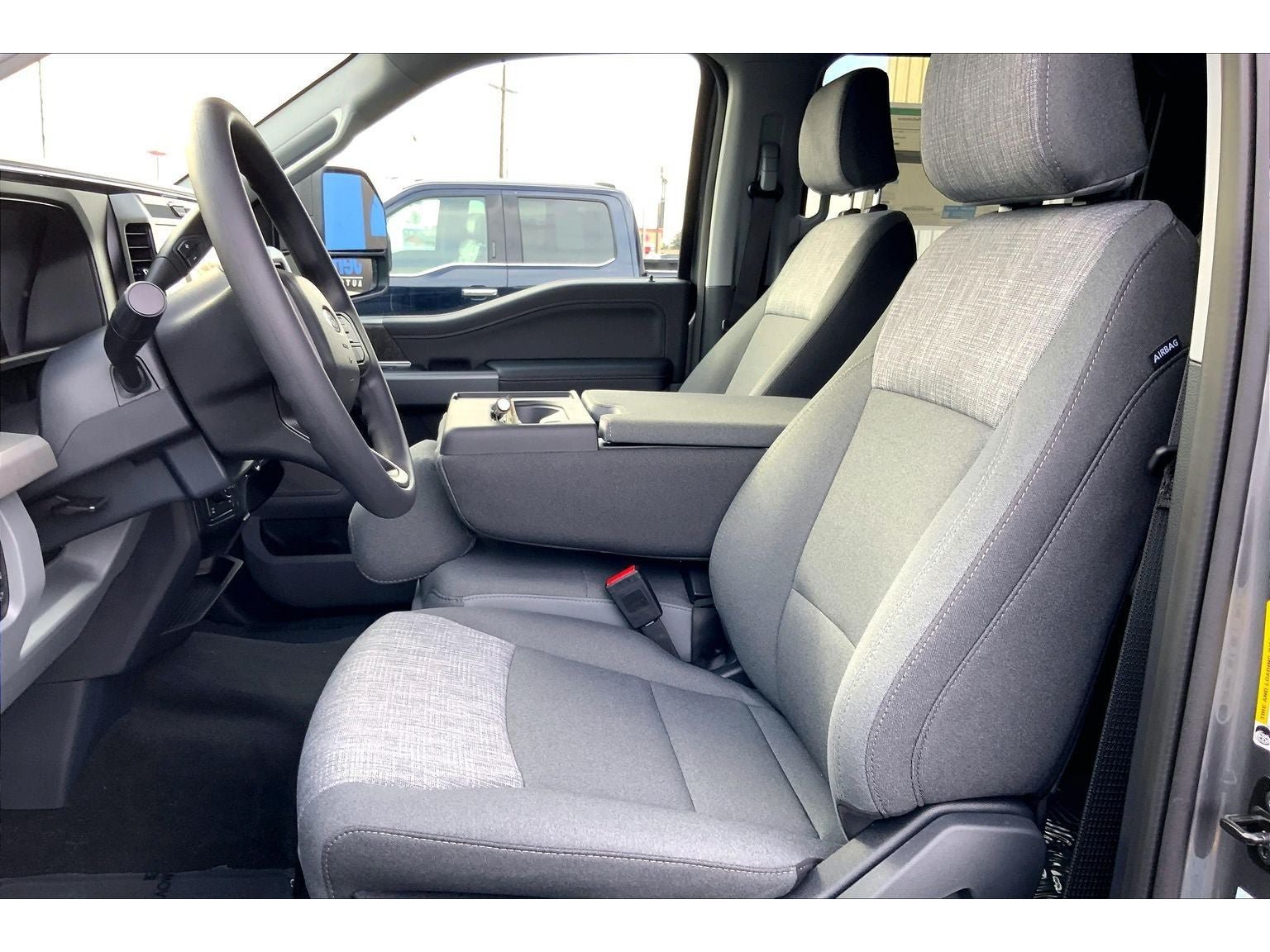 New 2027 Ford F350 XLT w/ XLT Premium Package AWD/4WD image 25