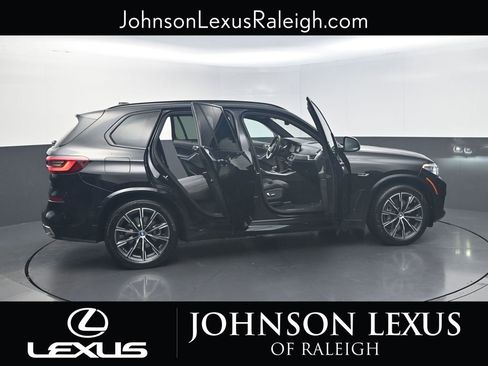 Used 2023 BMW X5 xDrive45e w/ Executive Package image 25