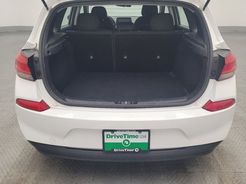 Used 2018 Hyundai Elantra GT image 29