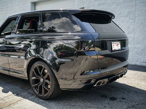 Used 2019 Land Rover Range Rover Sport SVR image 11