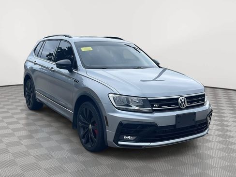 Used 2021 Volkswagen Tiguan SE R-Line w/ 3rd Row Seat Package AWD/4WD image 3