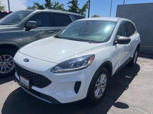 Used 2022 Ford Escape SE AWD/4WD image 1