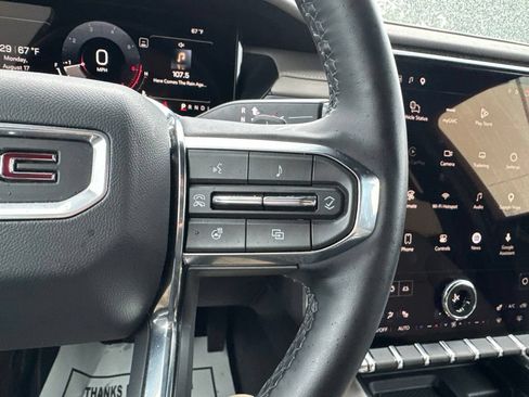Used 2026 GMC Acadia Elevation w/ Elevation Premium Package AWD/4WD image 32