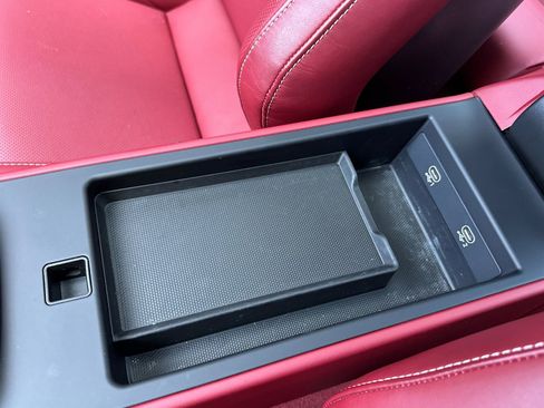 Certified 2024 Porsche 911 Carrera 4S image 26