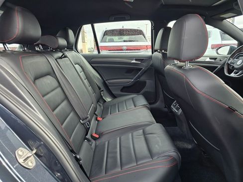 Used 2018 Volkswagen GTI SE w/ SE Leather Package image 12