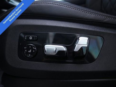 Used 2025 BMW X5 xDrive40i w/ Climate Comfort Package image 11