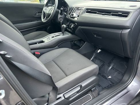 Used 2022 Honda HR-V LX image 26
