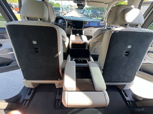 Certified 2022 Jeep Grand Wagoneer Series I AWD/4WD image 34