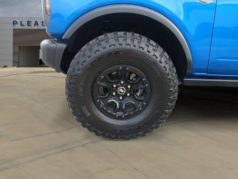 Used 2023 Ford Bronco Wildtrak AWD/4WD image 14