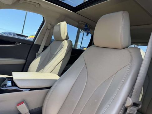 Used 2022 Lincoln Nautilus Reserve AWD/4WD image 9