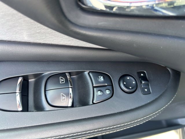 Used 2019 Nissan Murano SL AWD/4WD image 28