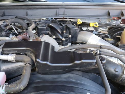 Used 2015 Ford F250 Lariat w/ Lariat Ultimate Package AWD/4WD image 40