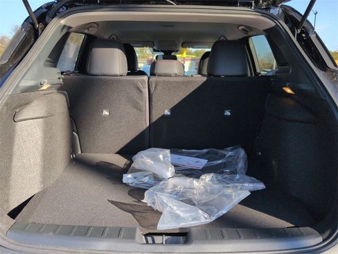 New 2026 Nissan Kicks SR w/ Cold Weather Package image 17