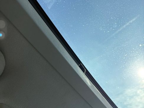 Used 2005 Ford Five Hundred SEL image 15