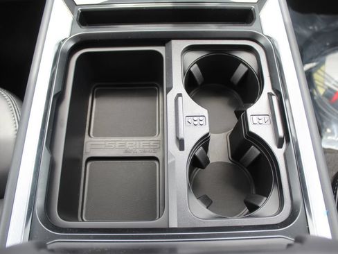 New 2026 Ford F350 Platinum w/ Tremor Off-Road Package AWD/4WD image 41