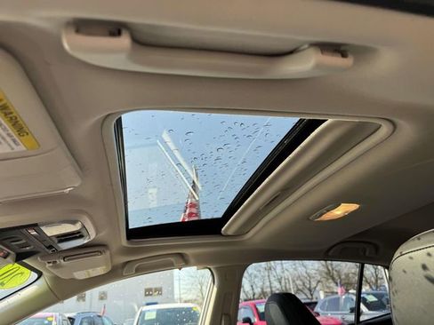 Used 2023 Subaru Crosstrek 2.5i Limited w/ Moonroof Package image 18