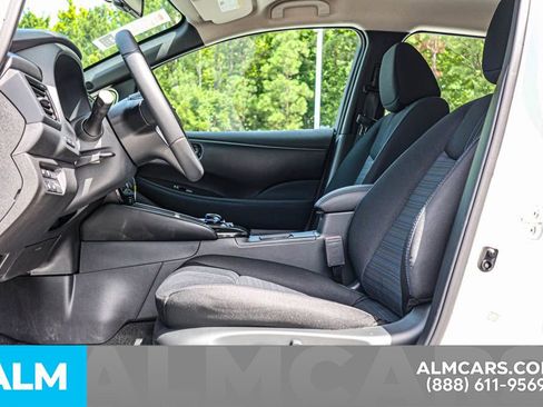 Used 2025 Nissan Leaf SV Plus image 19