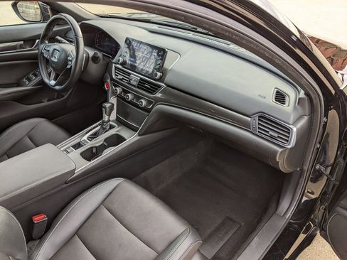 Used 2019 Honda Accord Sport image 23