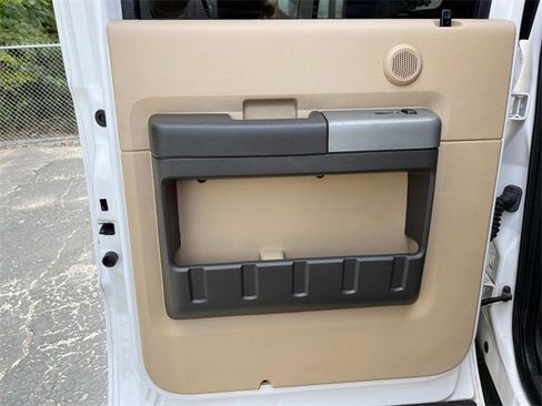 Used 2016 Ford F250 Lariat image 20