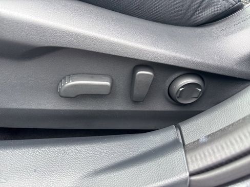 New 2025 Subaru Outback Premium w/ Popular Package #1A image 18