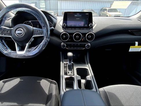 Used 2025 Nissan Sentra SV w/ All-Weather Package image 5