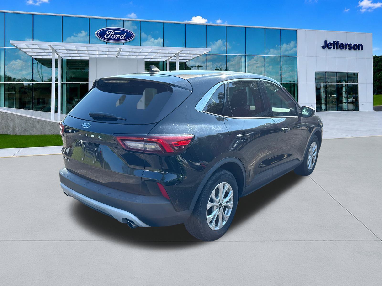 Used 2023 Ford Escape Active FWD image 7