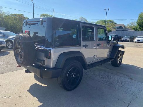 Used 2014 Jeep Wrangler Unlimited Sport w/ Quick Order Package 24S AWD/4WD image 3