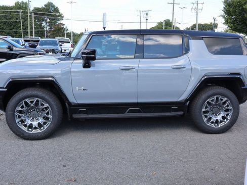 New 2026 GMC Hummer EV SUV AWD/4WD image 5