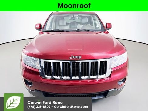 Used 2012 Jeep Grand Cherokee Laredo image 2