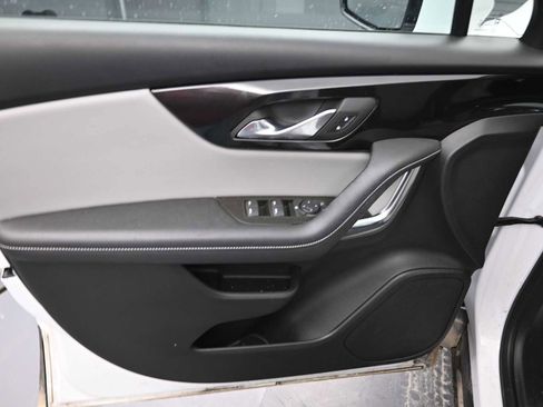 Used 2023 Chevrolet Blazer LT w/ Driver Confidence Package image 12