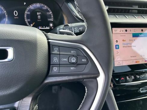 New 2026 Jeep Grand Cherokee Altitude image 21