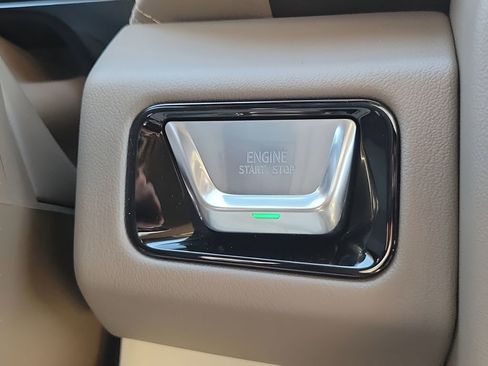 New 2026 GMC Yukon XL Denali w/ LPO, Floor Liner Package image 39