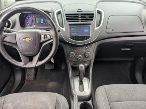 Used 2015 Chevrolet Trax LS AWD/4WD image 22