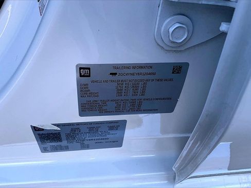 Used 2024 Chevrolet Silverado 2500 LT image 35