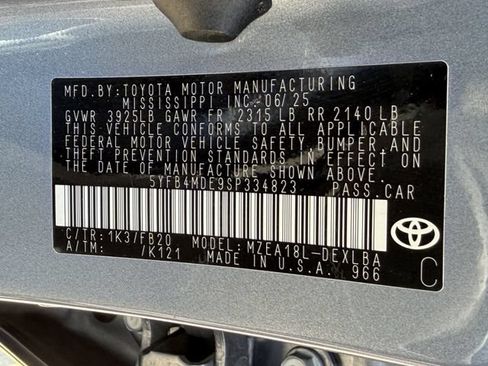 Used 2025 Toyota Corolla LE FWD image 26