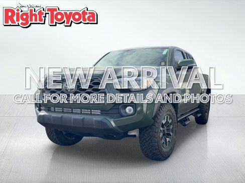 Certified 2021 Toyota Tacoma TRD Off-Road w/ Technology Package image 1