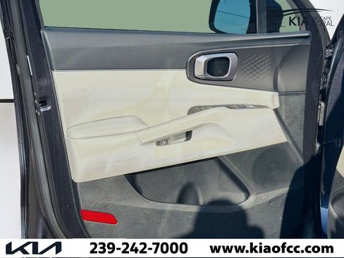 New 2026 Kia Sorento S w/ S Panoramic Sunroof Package FWD image 22
