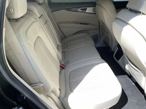 Used 2019 Lincoln Nautilus Black Label FWD image 31