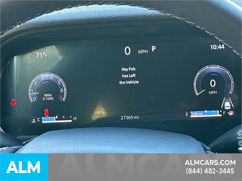 Used 2025 Jeep Grand Cherokee Altitude AWD/4WD image 30
