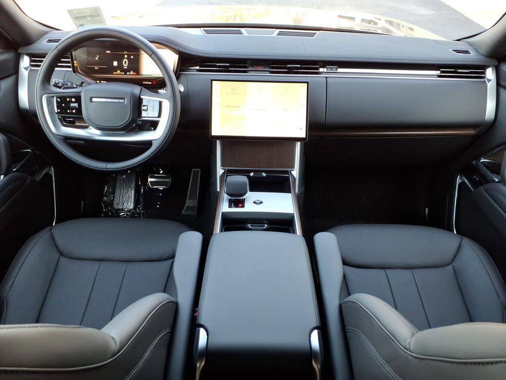 New 2026 Land Rover Range Rover SE AWD/4WD image 9