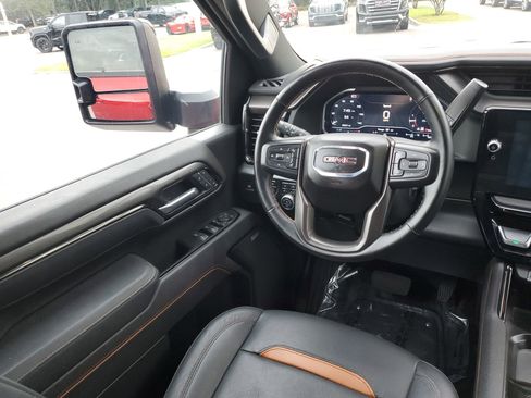Used 2025 GMC Sierra 2500 AT4 w/ AT4 Premium Plus Package image 60