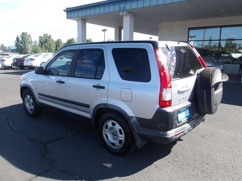 Used 2005 Honda CR-V LX image 3