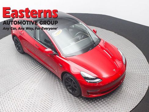 Used 2023 Tesla Model 3 Standard Range RWD image 3