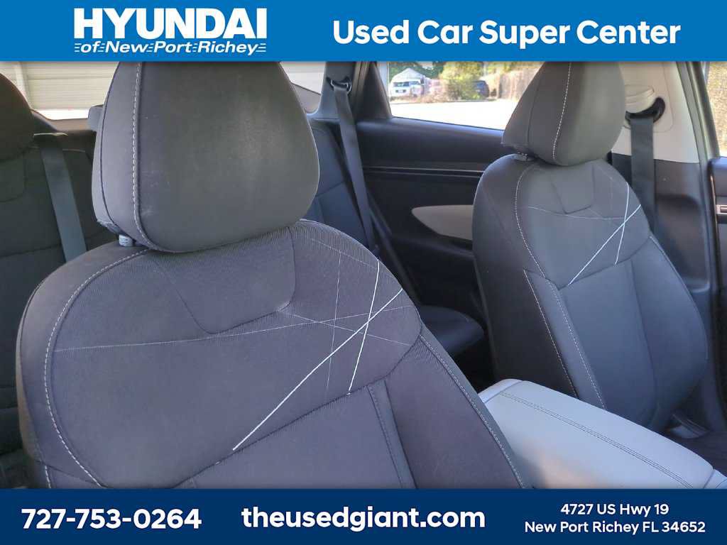 Used 2023 Hyundai Tucson SE AWD/4WD image 6