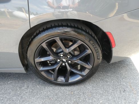 Used 2019 Dodge Charger SXT w/ Blacktop Package RWD image 32