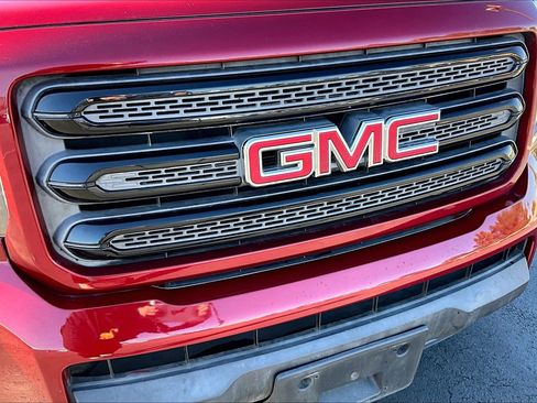 Used 2019 GMC Canyon SLE w/ Driver Alert Package image 7