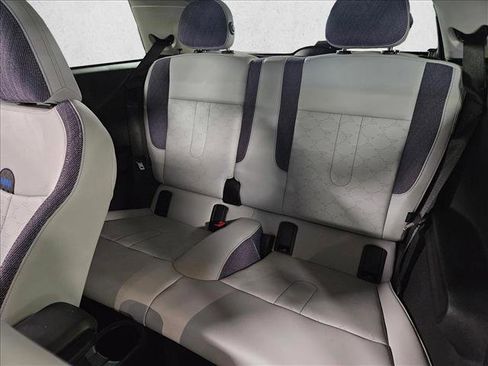 Certified 2025 MINI Cooper S image 16